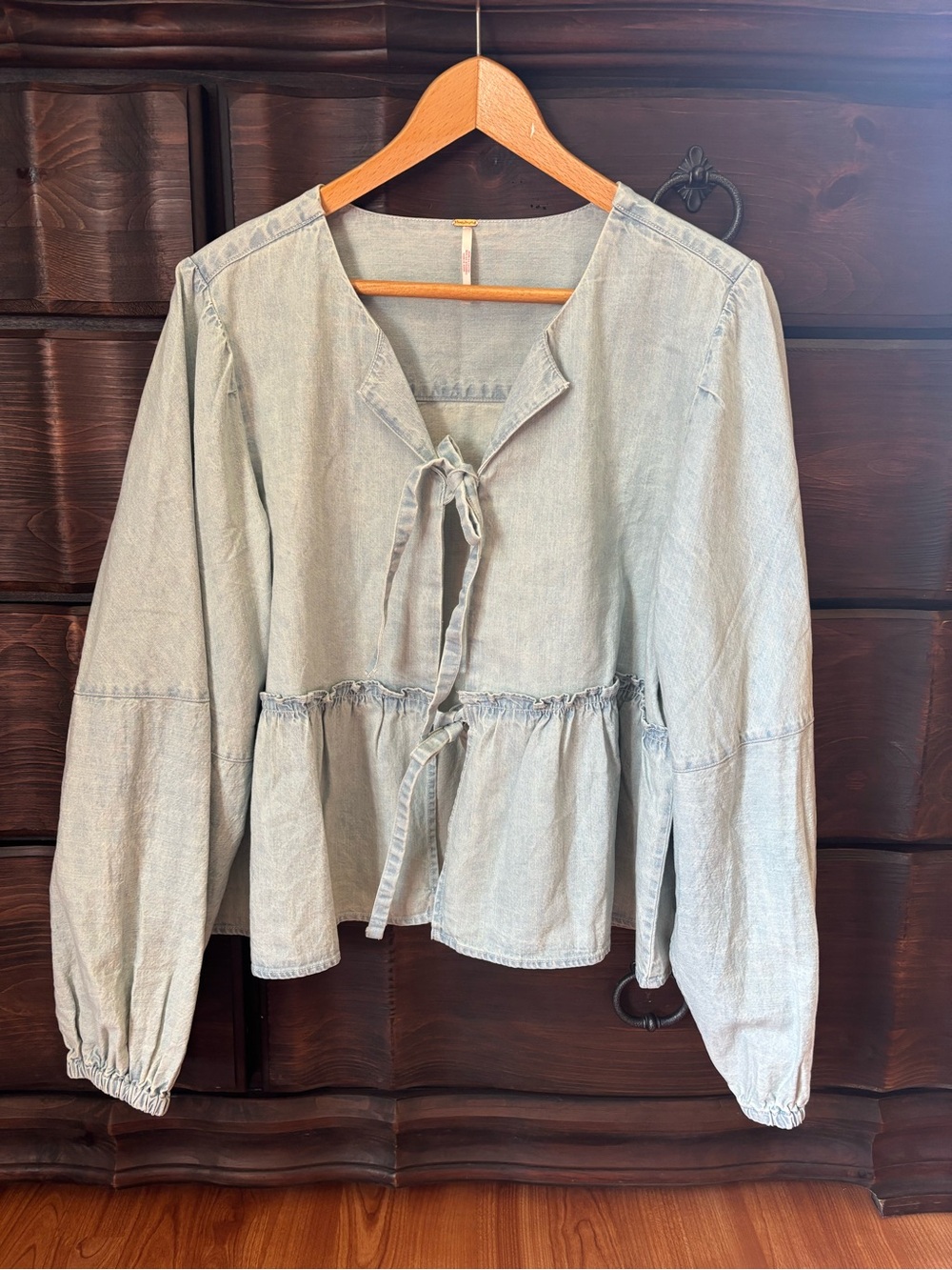 Free People Brunch Babe Denim Blouse, Lightwash, Size Large, Brand New
